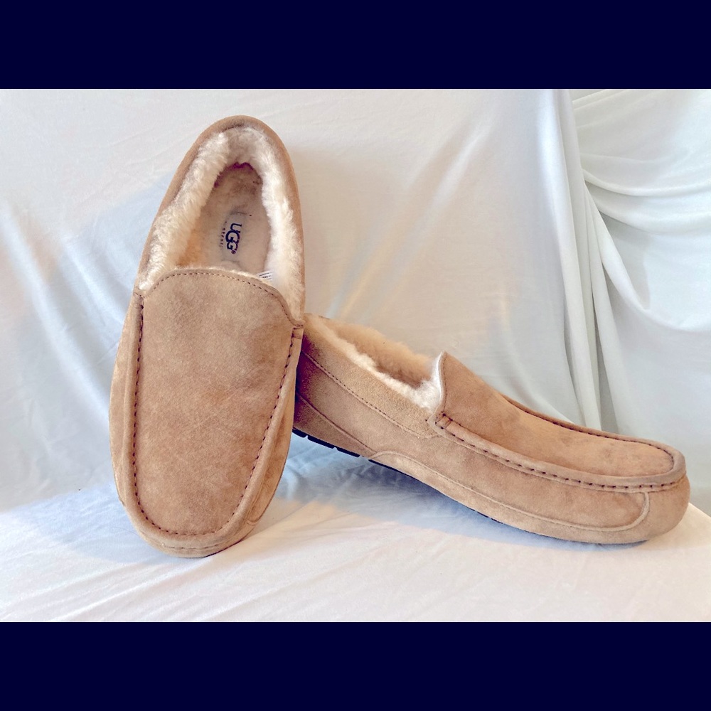 UGG ASCOT SLIPPER